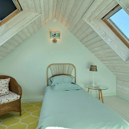 Holiday home Les Flots *