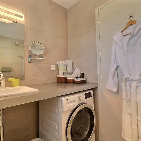 Holiday home Les Flots Gicquel