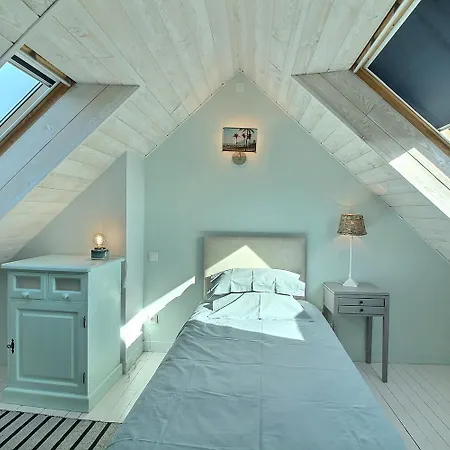 Les Flots Holiday home