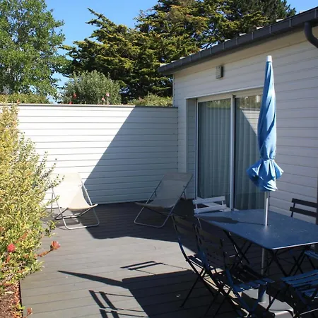 Les Flots Holiday home *